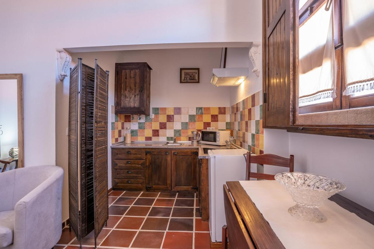 Escola Do Fado Bed & Breakfast Vila Fernando  Bagian luar foto